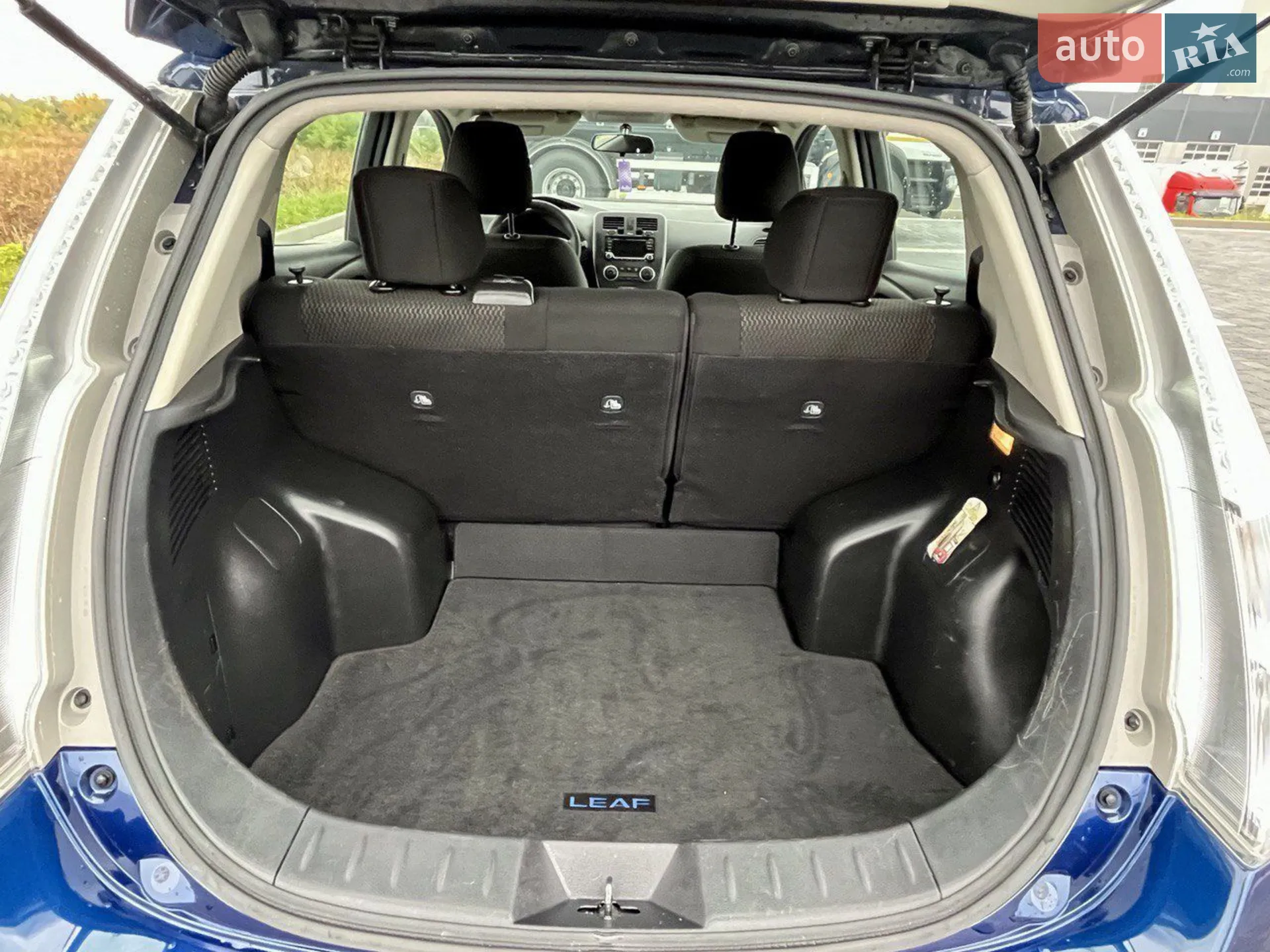 2017 Nissan Leaf - мініатюра 37