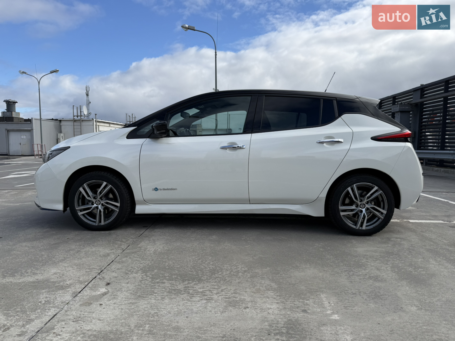 2019 Nissan Leaf - мініатюра 4