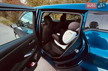 Хэтчбек Nissan Leaf 2019 в 