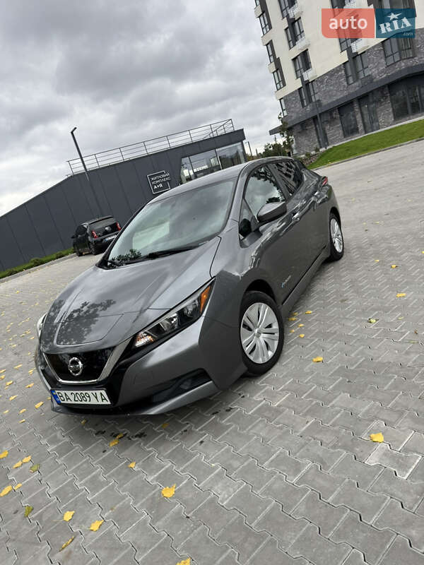 Хэтчбек Nissan Leaf 2018 в Кропивницком фото 21 Хэтчбек Nissan Leaf 2018 в Кропивницком