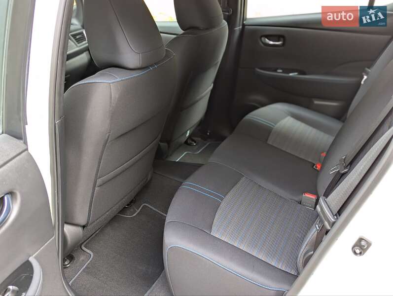 Хэтчбек Nissan Leaf 2020 в Ровно