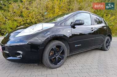 Хэтчбек Nissan Leaf 2015 в Ковеле
