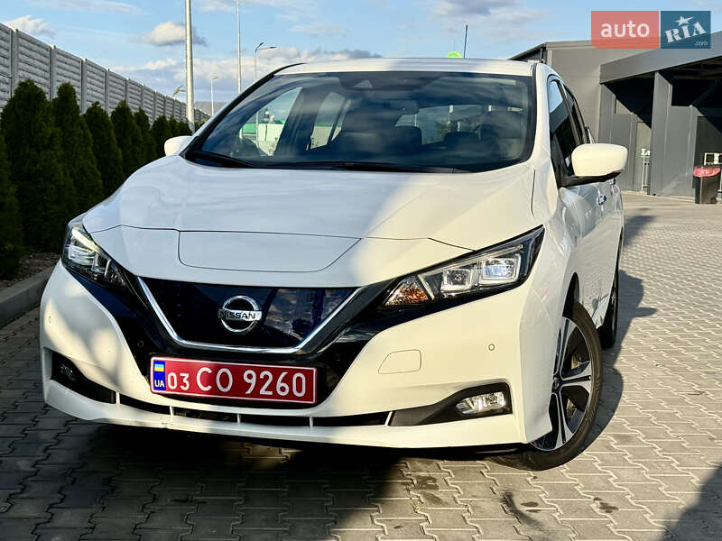 Хетчбек Nissan Leaf 2018 в Дніпрі фото 5 Хетчбек Nissan Leaf 2018 в Дніпрі