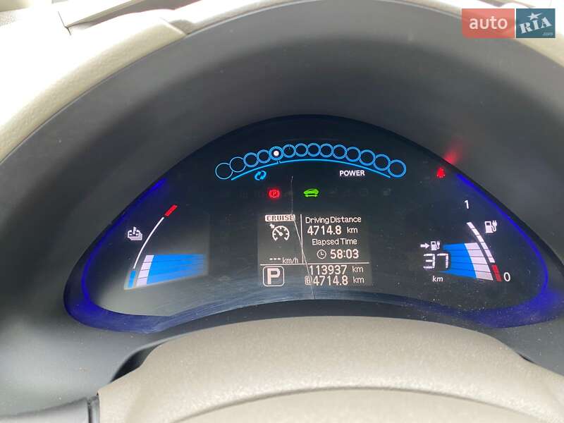 Хэтчбек Nissan Leaf 2012 в Ивано-Франковске