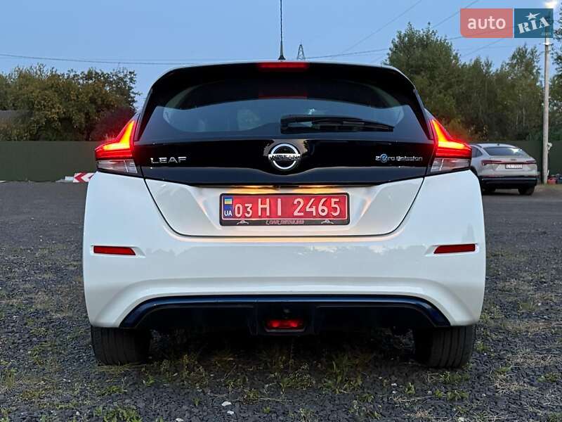 Хэтчбек Nissan Leaf 2020 в Николаеве