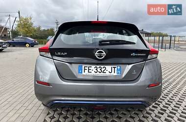 Хэтчбек Nissan Leaf 2019 в 