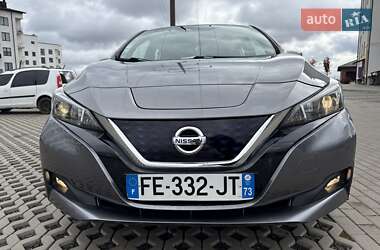Хэтчбек Nissan Leaf 2019 в 