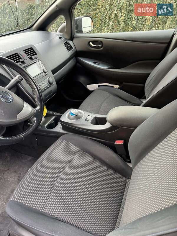 Хетчбек Nissan Leaf 2013 в Монастирищеві фото 10 Хетчбек Nissan Leaf 2013 в Монастирищеві