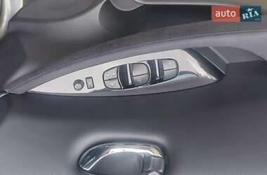Хэтчбек Nissan Leaf 2014 в 
