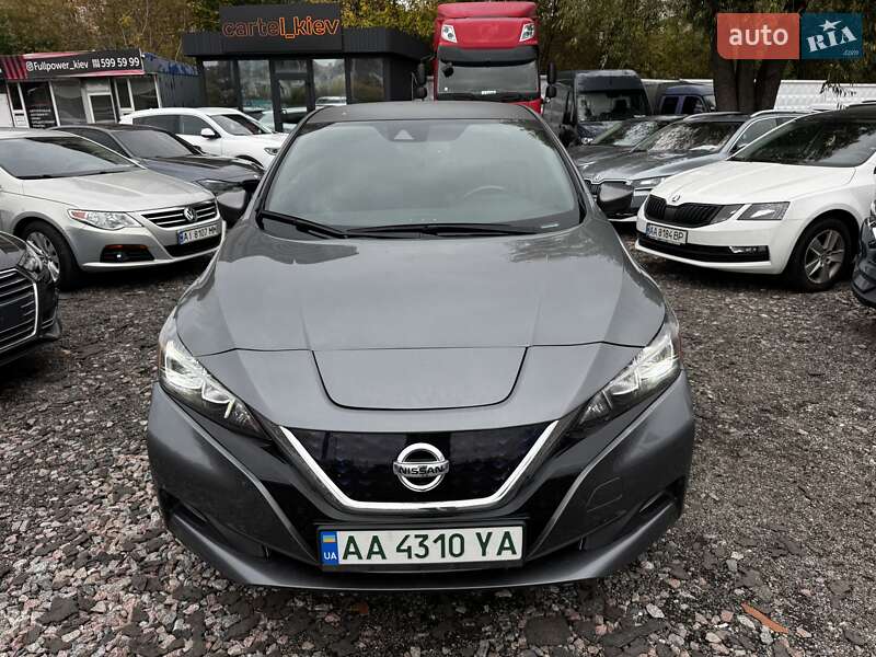 Хэтчбек Nissan Leaf 2020 в Киеве фото 2 Хэтчбек Nissan Leaf 2020 в Киеве