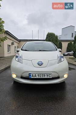 Хэтчбек Nissan Leaf 2017 в Киеве