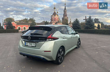 Хэтчбек Nissan Leaf 2018 в Каменском