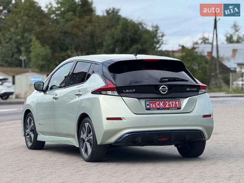 Хетчбек Nissan Leaf 2018 в Дрогобичі