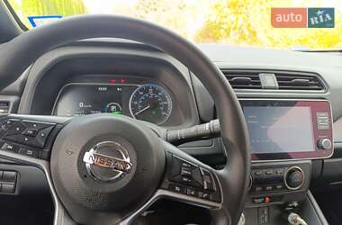 Хэтчбек Nissan Leaf 2020 в 