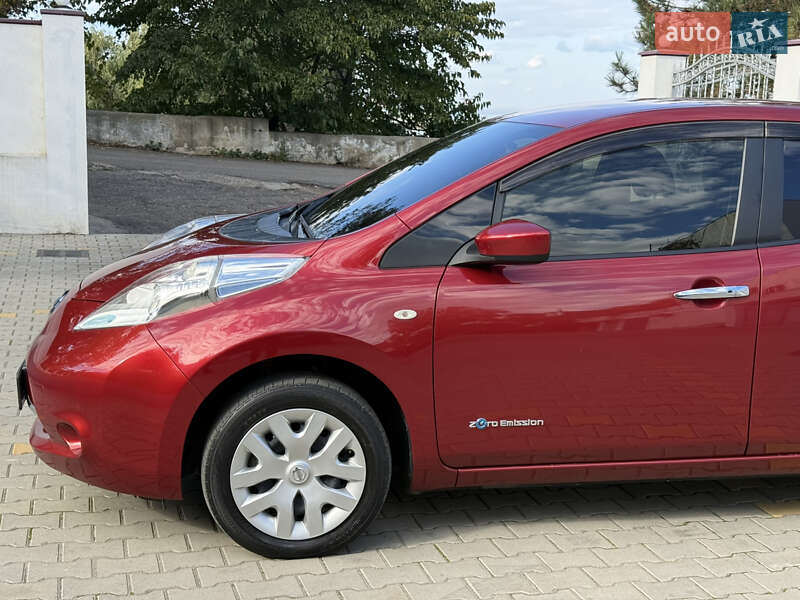 Хэтчбек Nissan Leaf 2017 в Белгороде-Днестровском фото 5 Хэтчбек Nissan Leaf 2017 в Белгороде-Днестровском