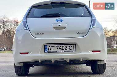 Хэтчбек Nissan Leaf 2013 в Ивано-Франковске