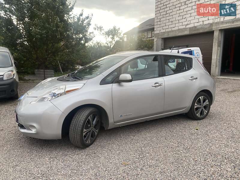 Nissan Leaf 2014