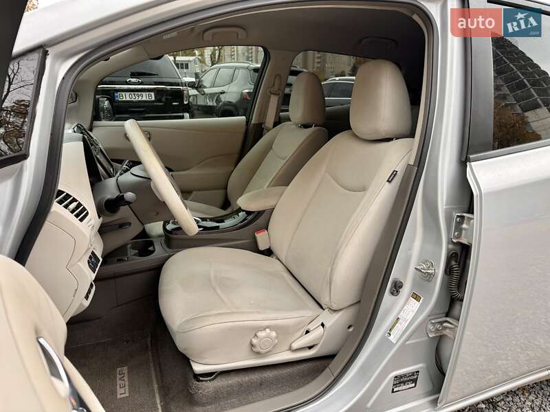 Хэтчбек Nissan Leaf 2011 в Харькове
