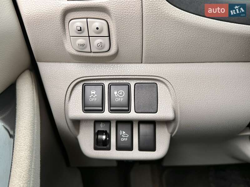 Хэтчбек Nissan Leaf 2011 в Харькове