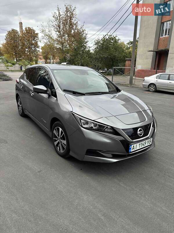 Хэтчбек Nissan Leaf 2019 в Фастове