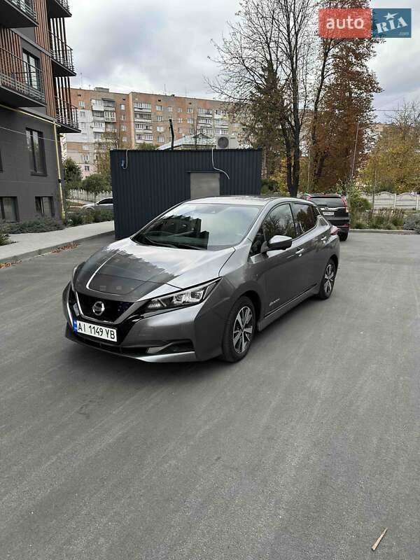 Хэтчбек Nissan Leaf 2019 в Фастове