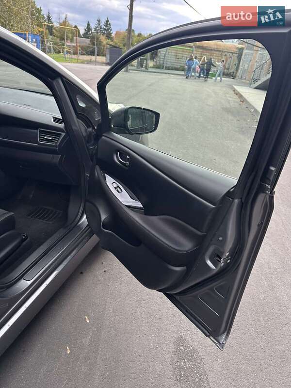 Хэтчбек Nissan Leaf 2019 в Фастове