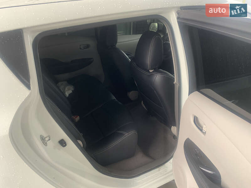 Хэтчбек Nissan Leaf 2012 в Трускавце фото 11 Хэтчбек Nissan Leaf 2012 в Трускавце