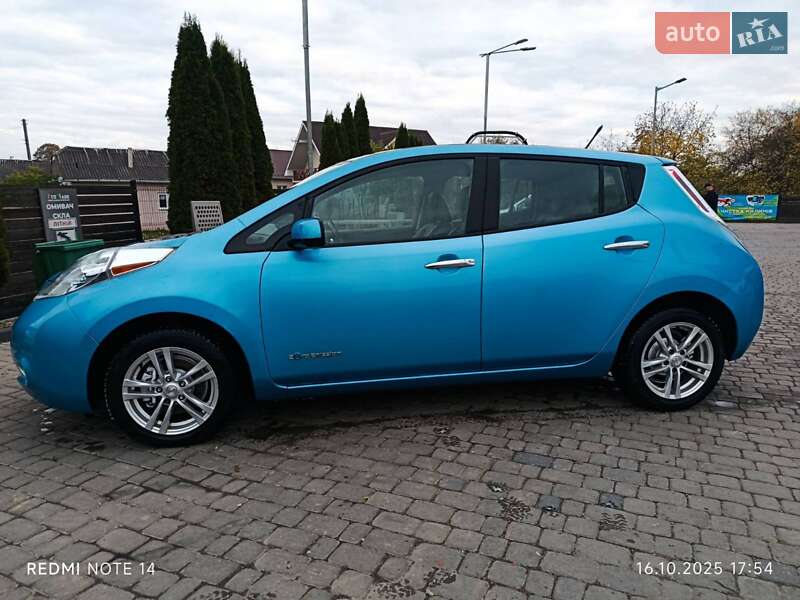 Хетчбек Nissan Leaf 2013 в Івано-Франківську