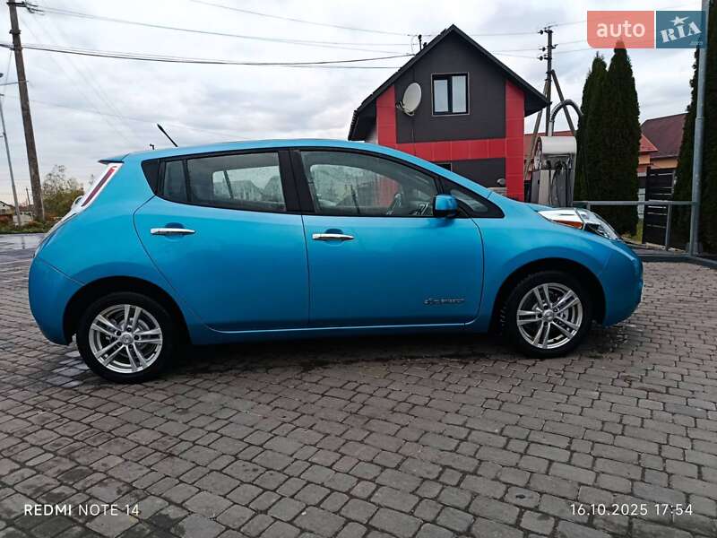 Хетчбек Nissan Leaf 2013 в Івано-Франківську