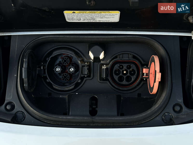 Хетчбек Nissan Leaf 2019 в Рівному