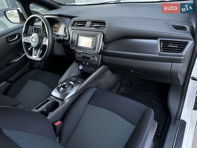 Хетчбек Nissan Leaf 2019 в Рівному