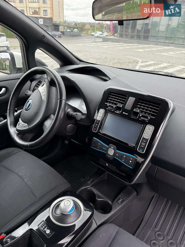 Хэтчбек Nissan Leaf 2014 в Ровно фото 5 Хэтчбек Nissan Leaf 2014 в Ровно