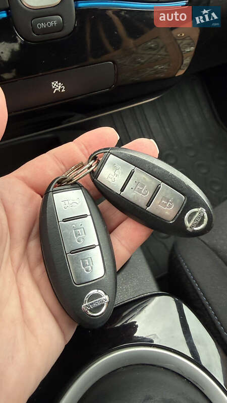 Хэтчбек Nissan Leaf 2014 в Ровно фото 6 Хэтчбек Nissan Leaf 2014 в Ровно