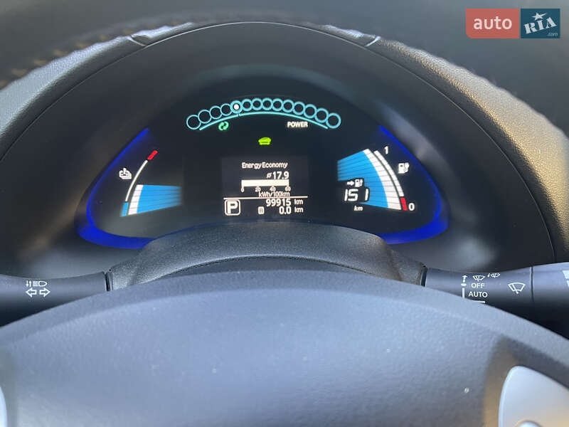 Хэтчбек Nissan Leaf 2016 в Ровно