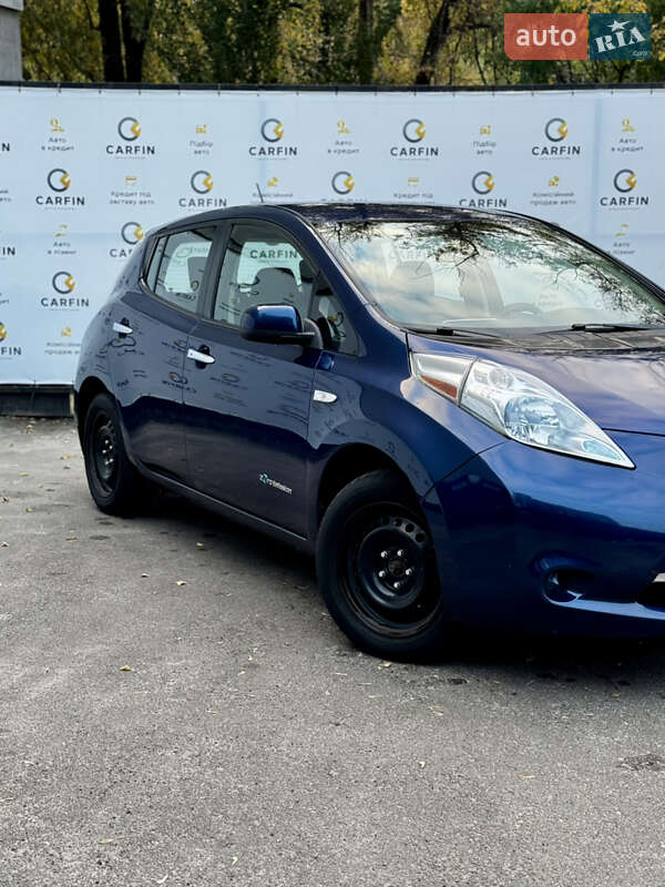Хетчбек Nissan Leaf 2016 в Києві фото 6 Хетчбек Nissan Leaf 2016 в Києві