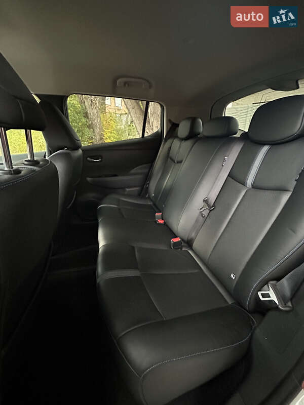 Хэтчбек Nissan Leaf 2023 в Днепре фото 23 Хэтчбек Nissan Leaf 2023 в Днепре
