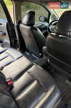 Хэтчбек Nissan Leaf 2014 в 