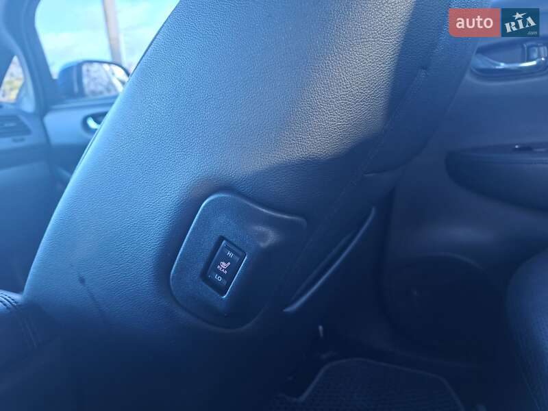 Хэтчбек Nissan Leaf 2016 в Виннице