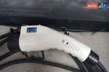 Хэтчбек Nissan Leaf 2014 в 