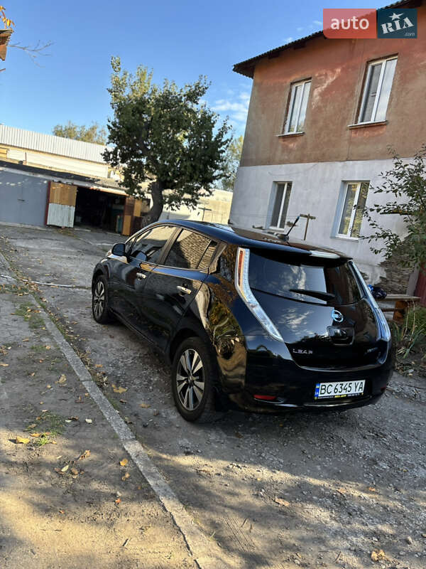 Хэтчбек Nissan Leaf 2014 в Днепре фото 4 Хэтчбек Nissan Leaf 2014 в Днепре