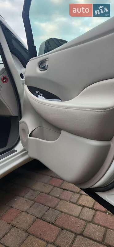 Хэтчбек Nissan Leaf 2014 в Ровно фото 34 Хэтчбек Nissan Leaf 2014 в Ровно
