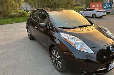 Хетчбек Nissan Leaf 2015 в Турці