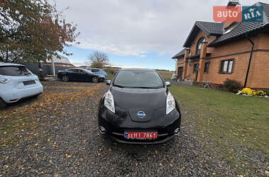 Хэтчбек Nissan Leaf 2014 в 