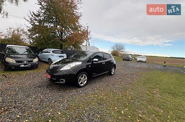 Хэтчбек Nissan Leaf 2014 в 