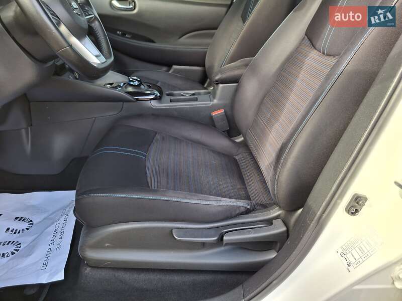 Хэтчбек Nissan Leaf 2020 в Луцке фото 19 Хэтчбек Nissan Leaf 2020 в Луцке