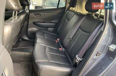 Хэтчбек Nissan Leaf 2013 в 