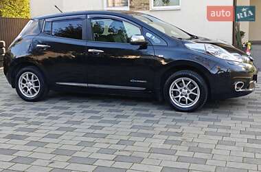 Хэтчбек Nissan Leaf 2014 в 