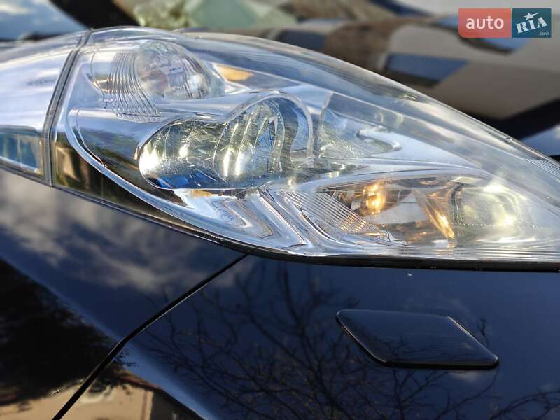 Хэтчбек Nissan Leaf 2014 в Ивано-Франковске