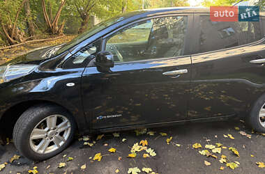 Хэтчбек Nissan Leaf 2012 в Ровно