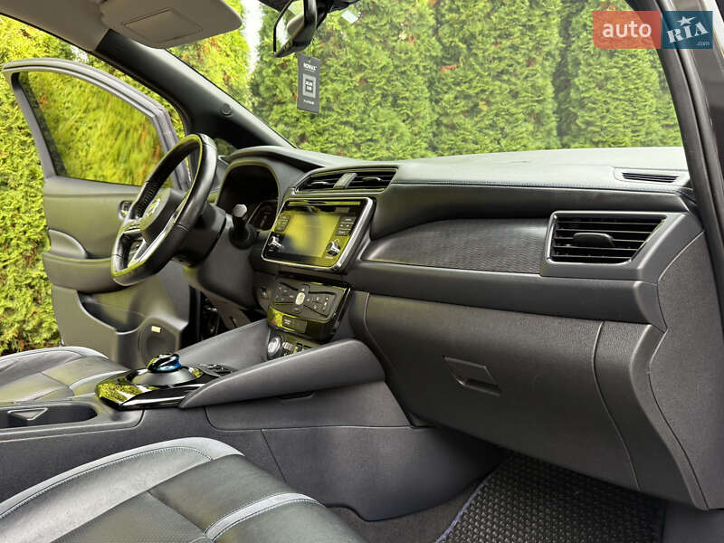 Хэтчбек Nissan Leaf 2018 в Трускавце